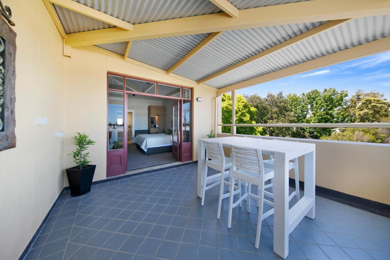 The Tanunda Club Guest Suites Exterior foto